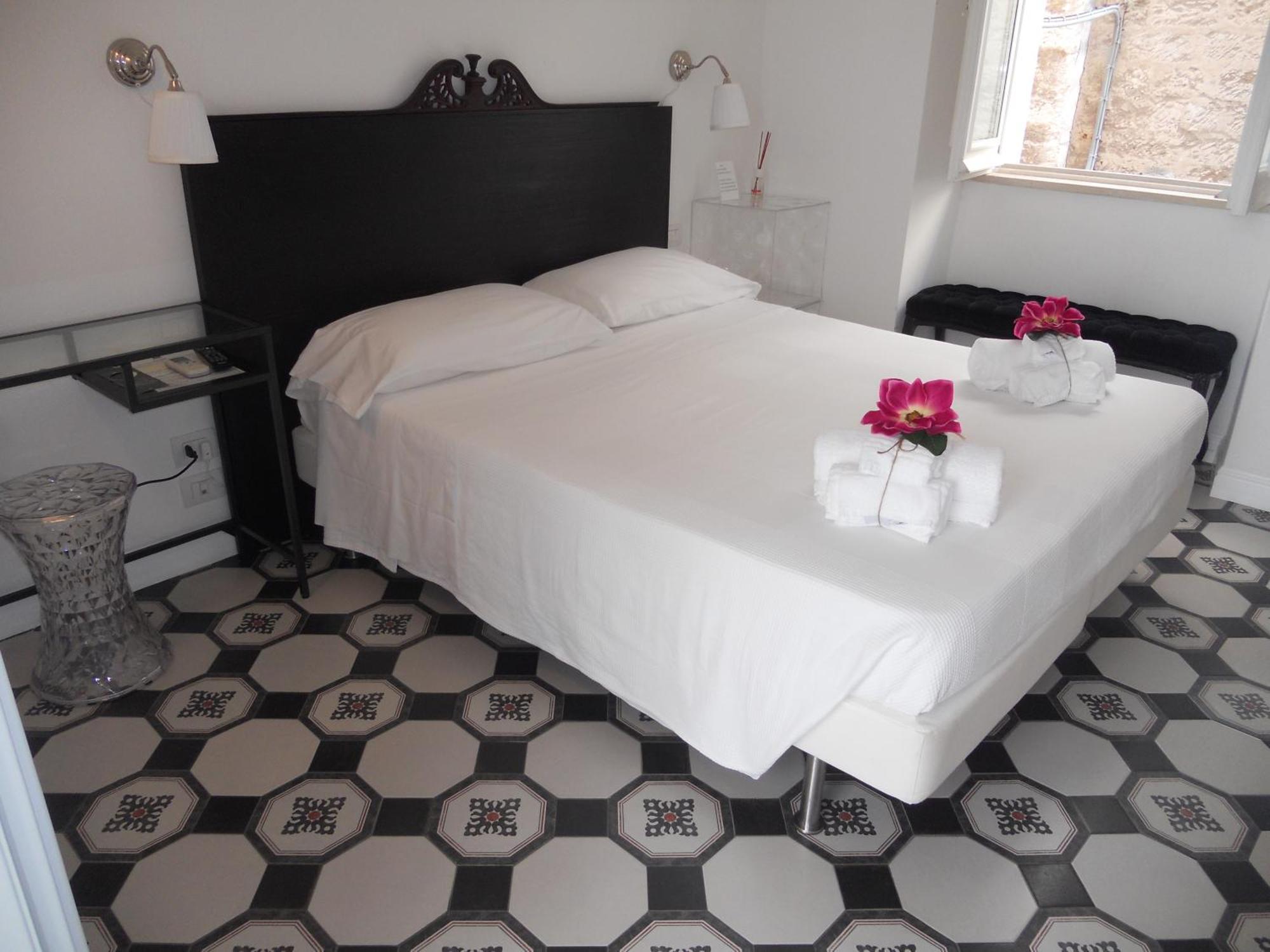 Arco' B&B Trani Cattedrale 객실 사진